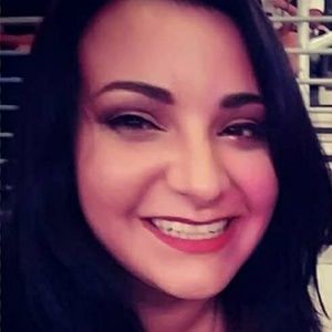 Meet your Posher, Noelle